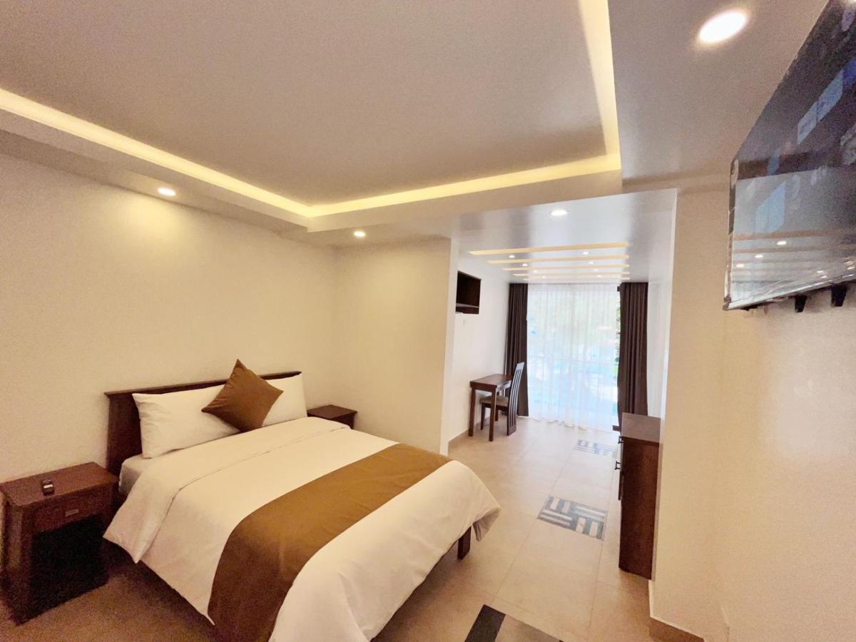 באניוס Airos Hotel מראה חיצוני תמונה